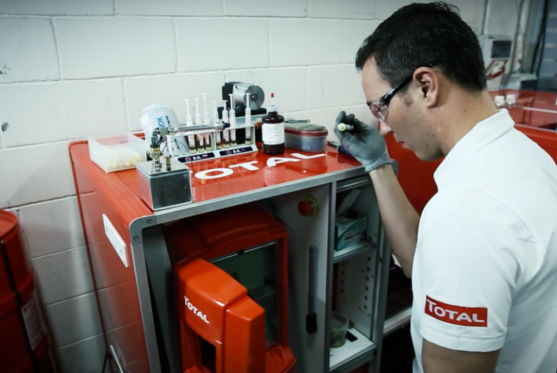 Technical Assistance – Total in Formula 1